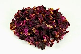 Лепестки розы