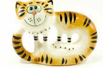 статуэтка-кот-сам-по-себе