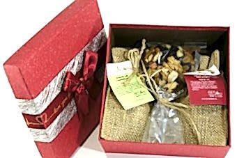 Подарочный набор с чаем в коробке 001