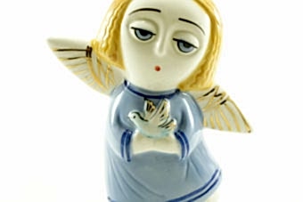 статуэтка-ангел-с-голубем-в-руках