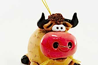 сувенирный-колокольчик-бык