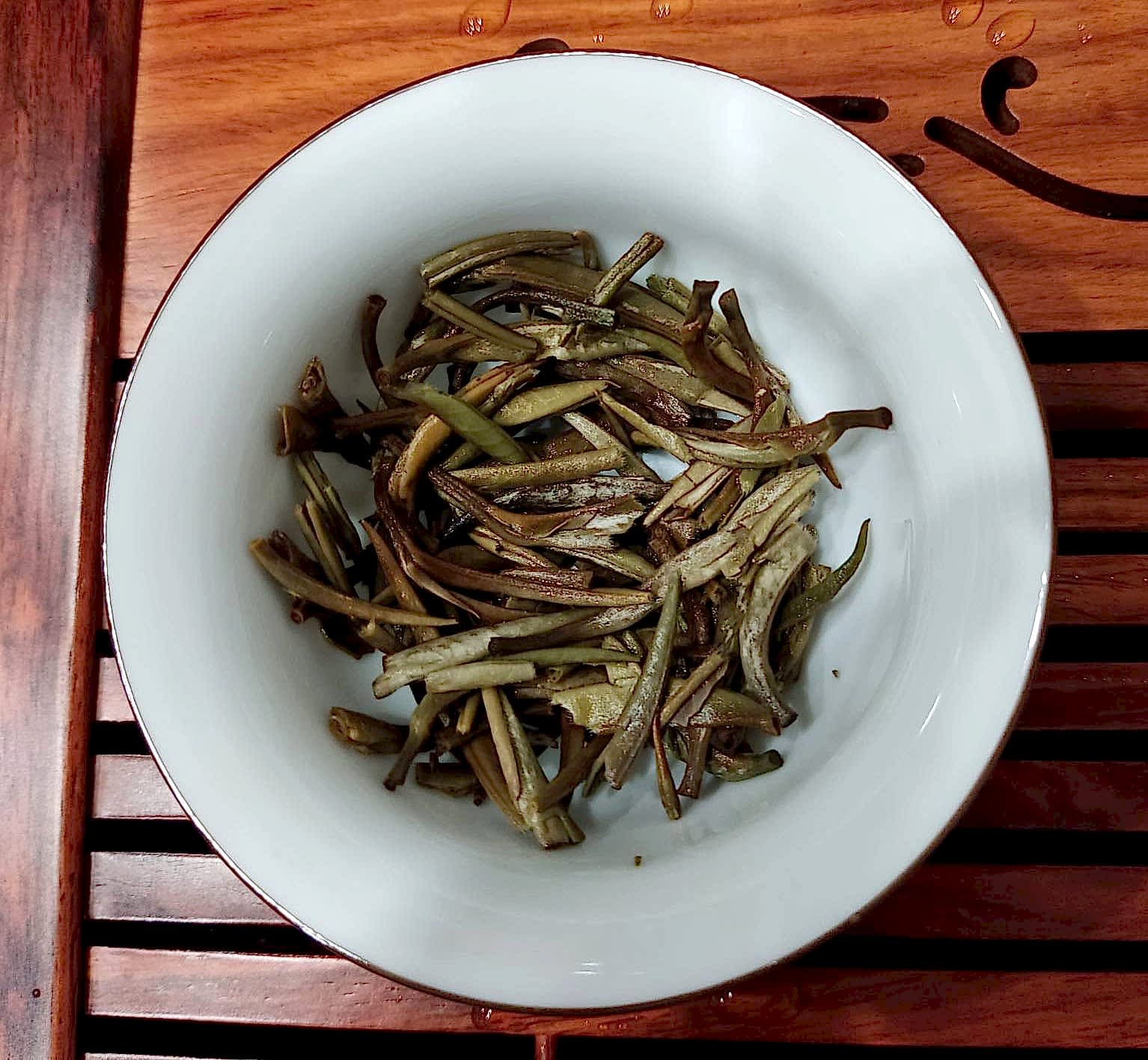 чай-серебряные-иглы-4